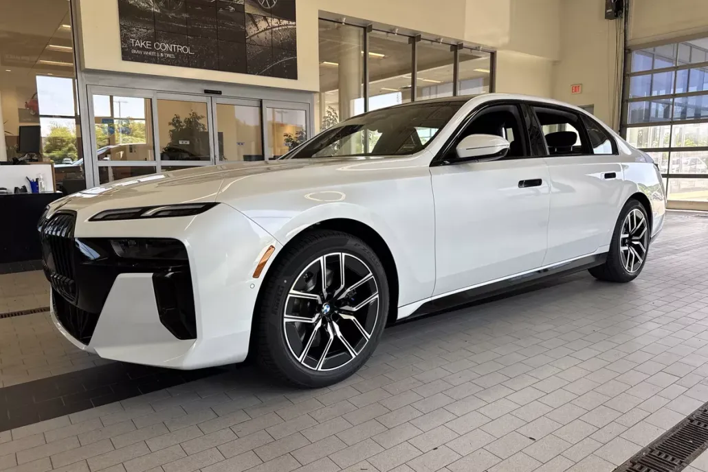 2025 Bmw 740i 740i xDrive photo 1