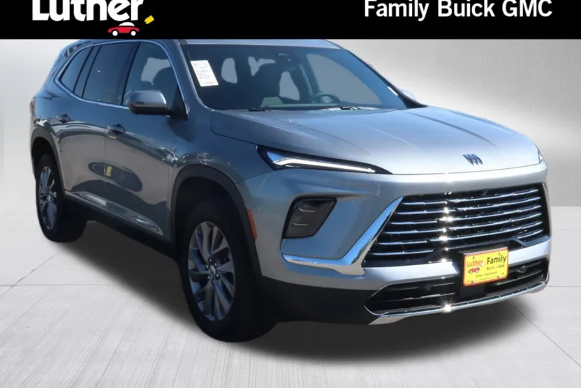 2026 Buick Enclave Preferred photo 1