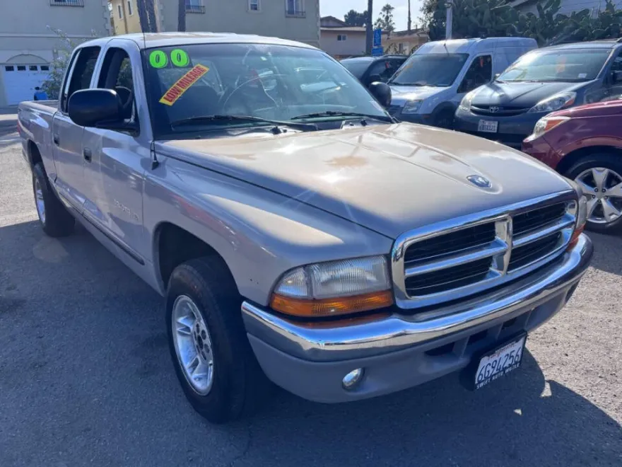 2000 Dodge Dakota SLT photo 1