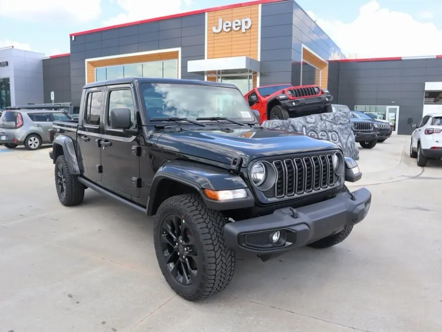 2025 Jeep Gladiator Sport photo 1