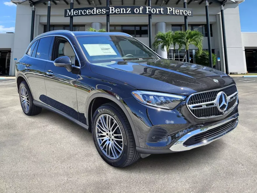 2026 Mercedes Benz GLC 300 photo 1
