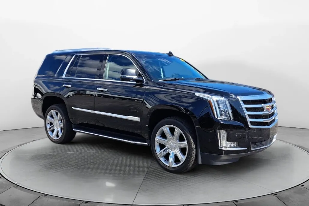 2019 Cadillac Escalade Premium Luxury photo 1