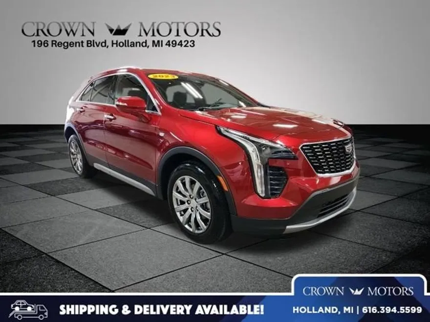 2023 Cadillac XT4 Premium Luxury photo 1