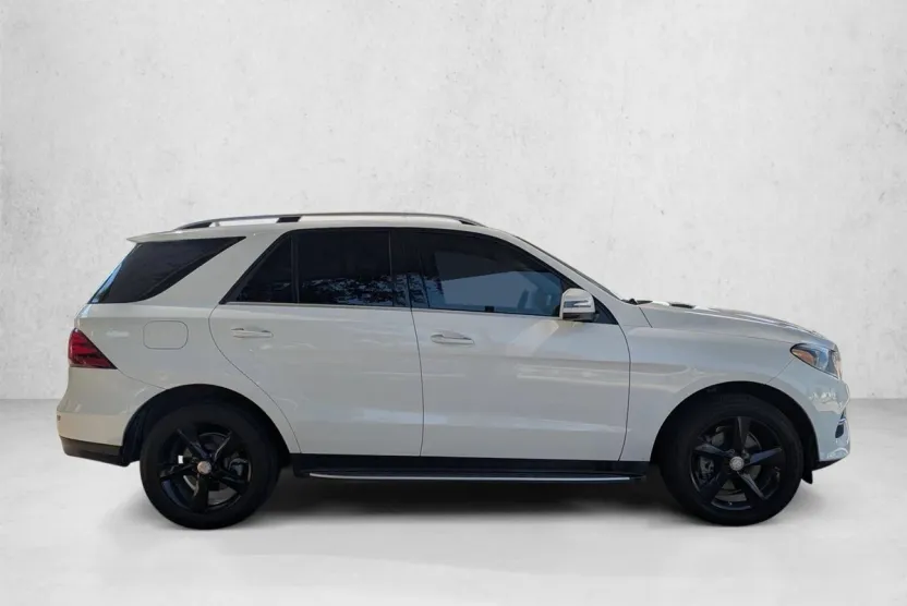 2017 Mercedes Benz GLE 350 photo 1