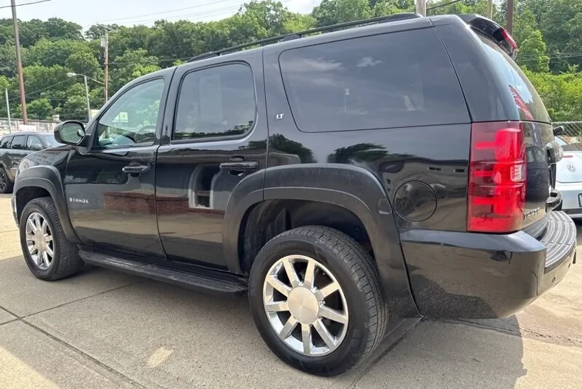 2008 Chevrolet Tahoe LT photo 1