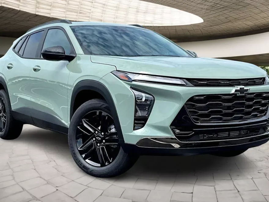 2025 Chevrolet Trax ACTIV photo 1