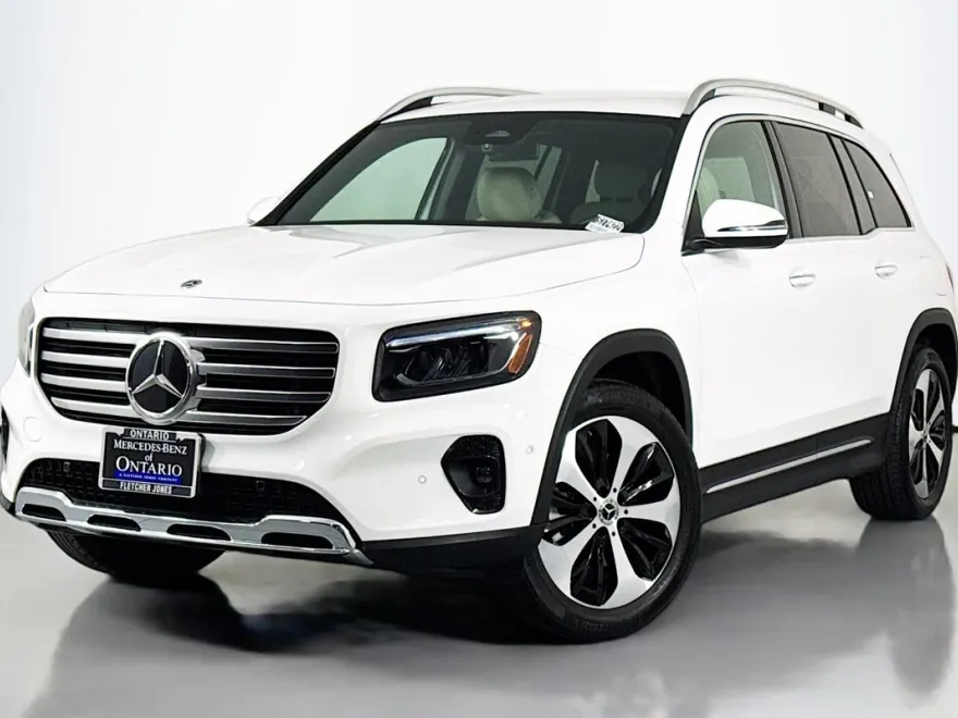 2025 Mercedes Benz GLB 250 photo 1