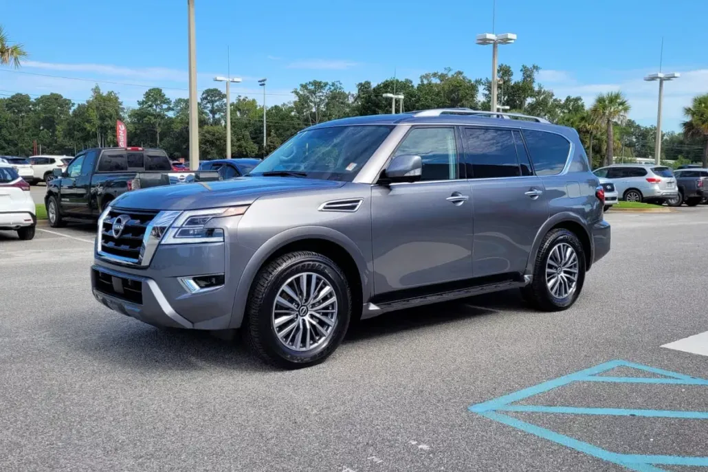 2024 Nissan Armada SL photo 1