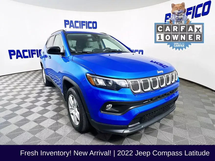 2022 Jeep Compass Latitude photo 1