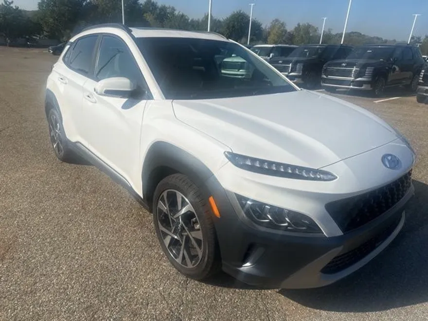 2023 Hyundai Kona Limited photo 1