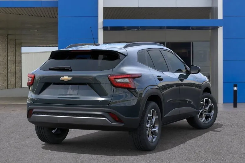 2026 Chevrolet Trax LT photo 1