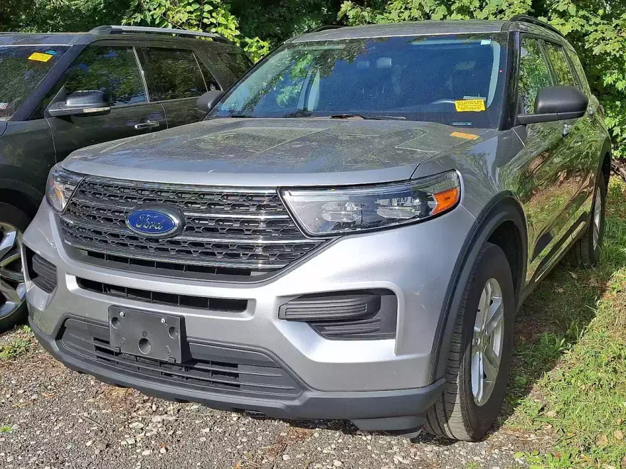 2022 Ford Explorer XLT photo 1