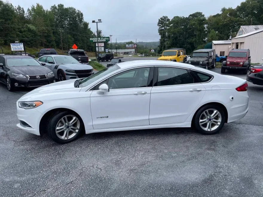 2018 Ford Fusion SE Hybrid photo 1