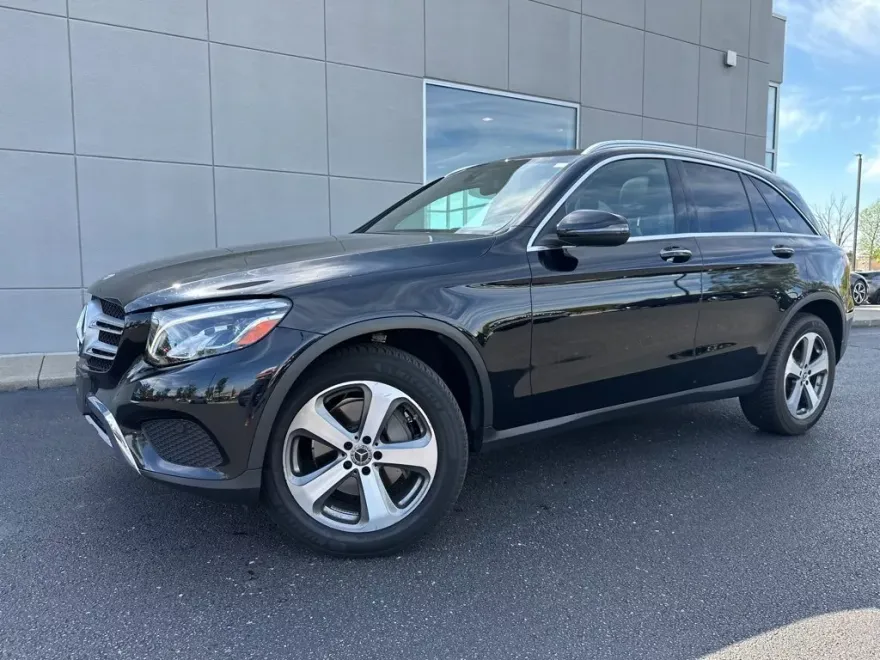 2019 Mercedes Benz GLC 300 4MATIC photo 1