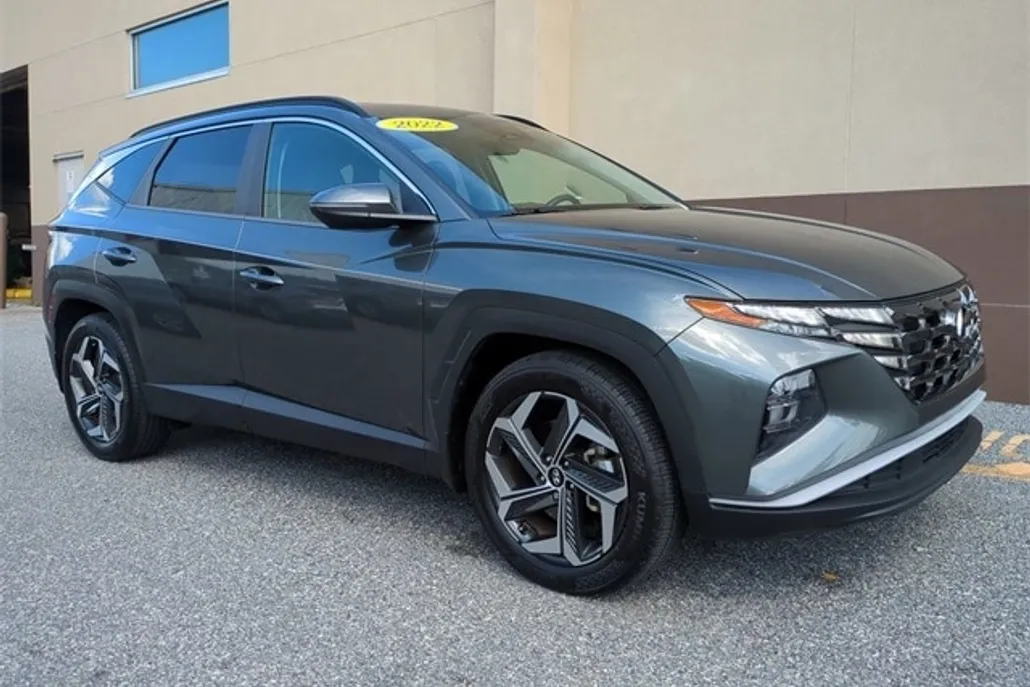 2022 Hyundai Tucson SEL photo 1
