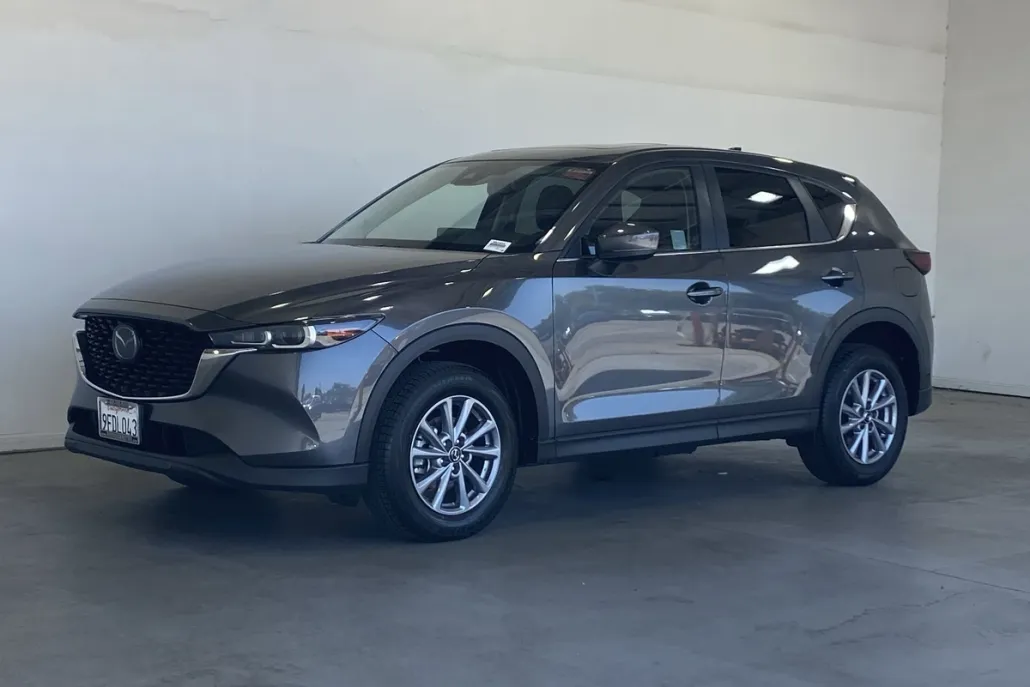 2023 Mazda CX-5 2.5 S Preferred photo 1