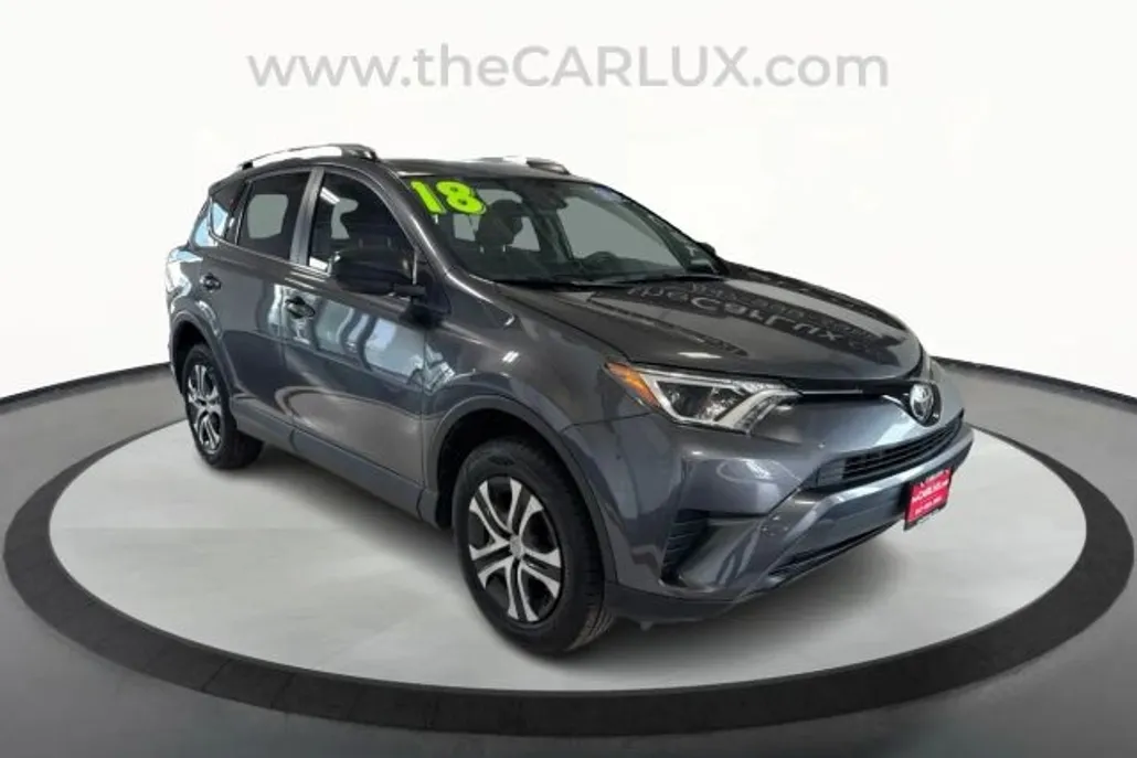 2018 Toyota RAV4 LE Sport photo 1