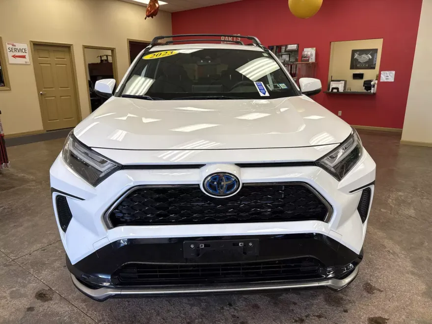 2023 Toyota RAV4 Prime SE photo 1