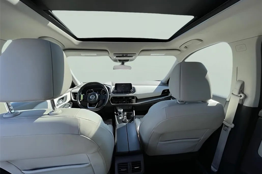 2021 Nissan Rogue SV AWD photo 1