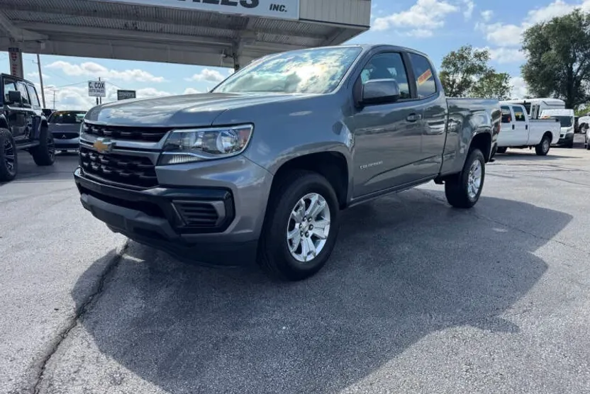 2022 Chevrolet Colorado LT photo 1