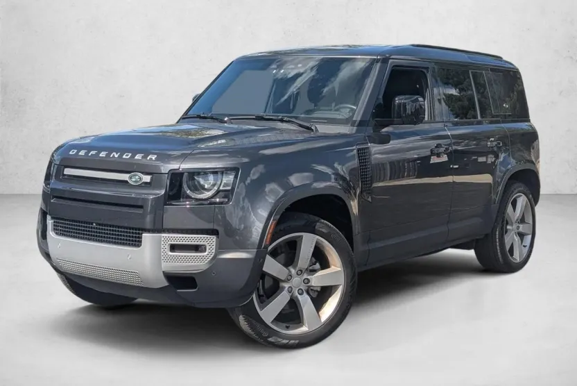 2024 Land Rover Defender 110 S photo 1