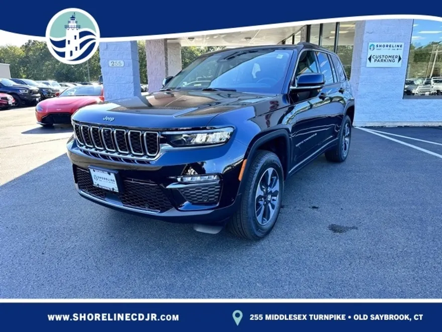 2023 Jeep Cherokee photo 1