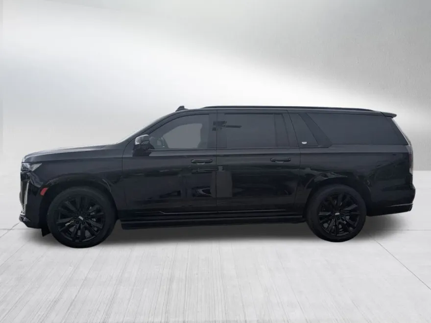 2021 Cadillac Escalade ESV Sport Platinum photo 1