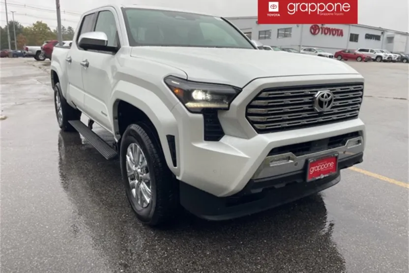 2025 Toyota Tacoma Limited photo 1
