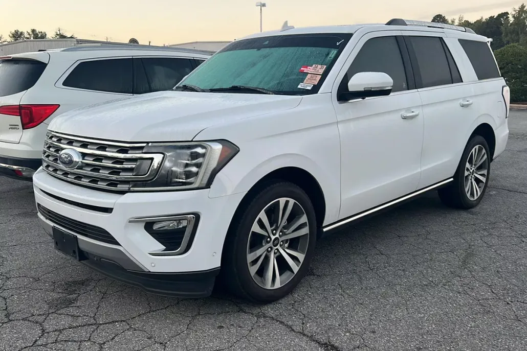 2020 Ford Expedition Limited photo 1