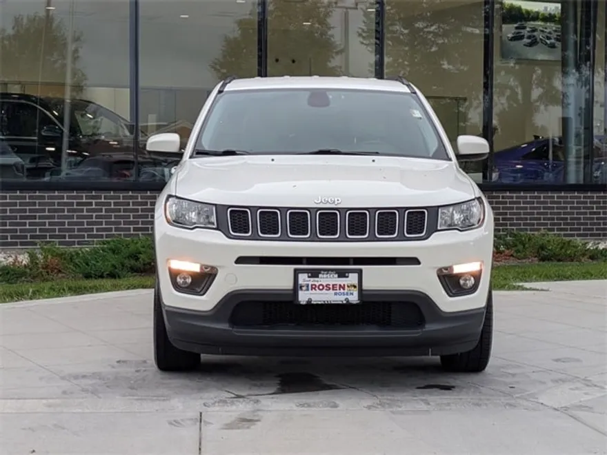 2018 Jeep Compass Latitude photo 1