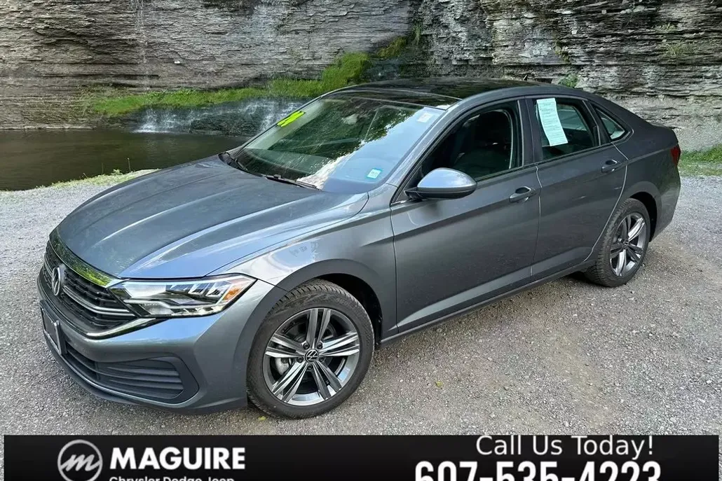 2024 Volkswagen Jetta 1.5T SE photo 1