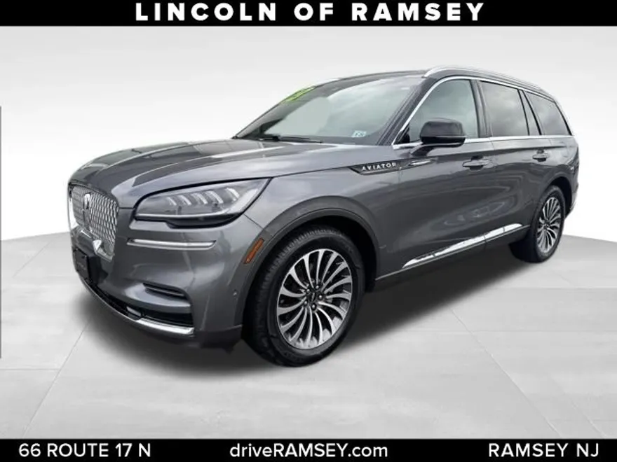 2023 Lincoln Aviator Reserve photo 1