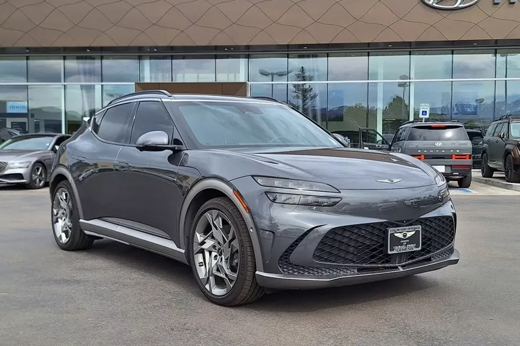 2023 Genesis GV60 Performance photo 1