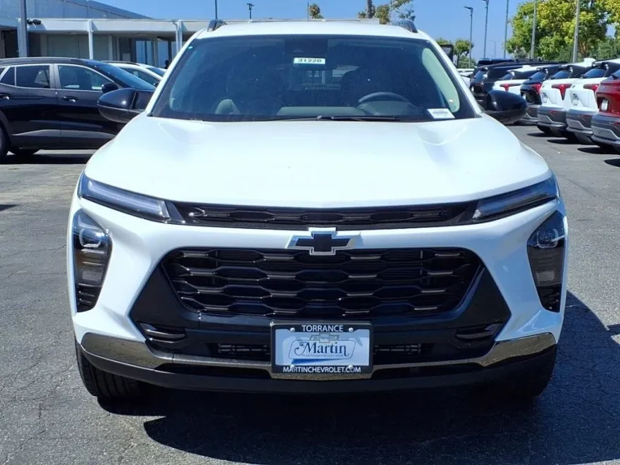 2025 Chevrolet Trax ACTIV photo 1