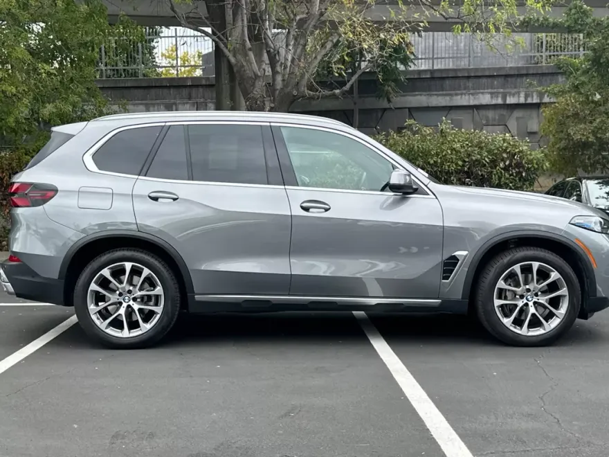 2024 Bmw X5 xDrive40i photo 1
