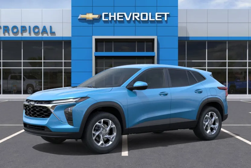 2026 Chevrolet Trax LS photo 1