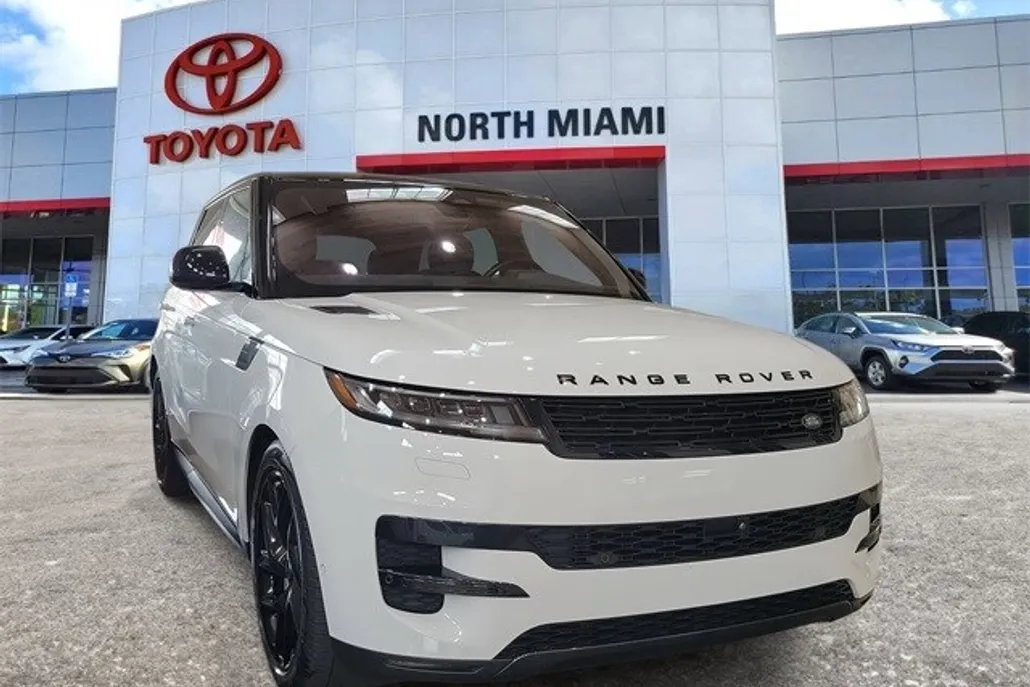 2023 Land Rover Range Rover Sport SE photo 1