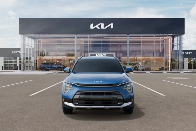 2025 Kia Niro SX Touring photo 1