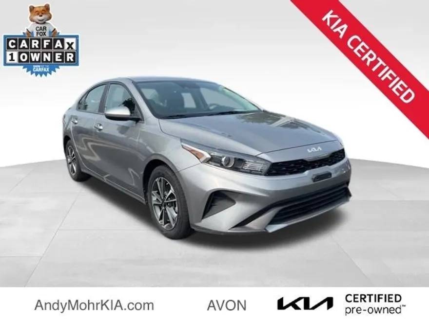 2024 Kia Forte LXS photo 1
