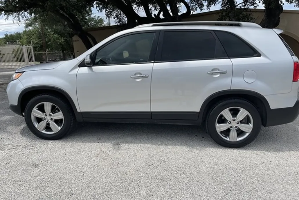 2012 Kia Sorento EX photo 1