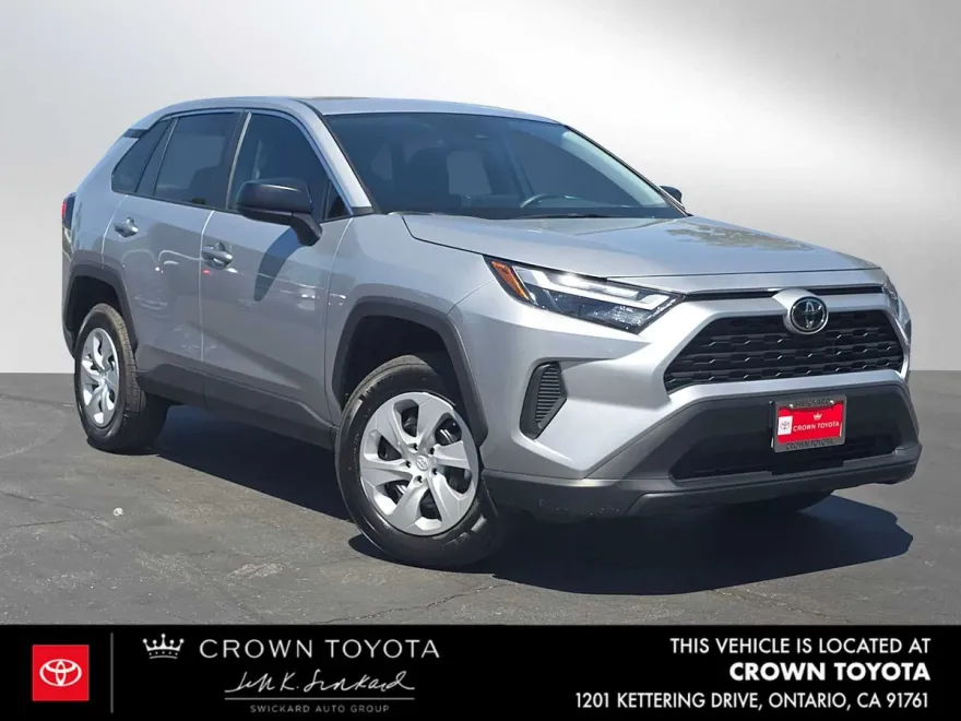 2025 Toyota RAV4 LE photo 1