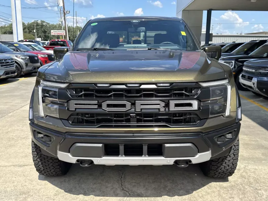 2025 Ford F-150 Raptor photo 1