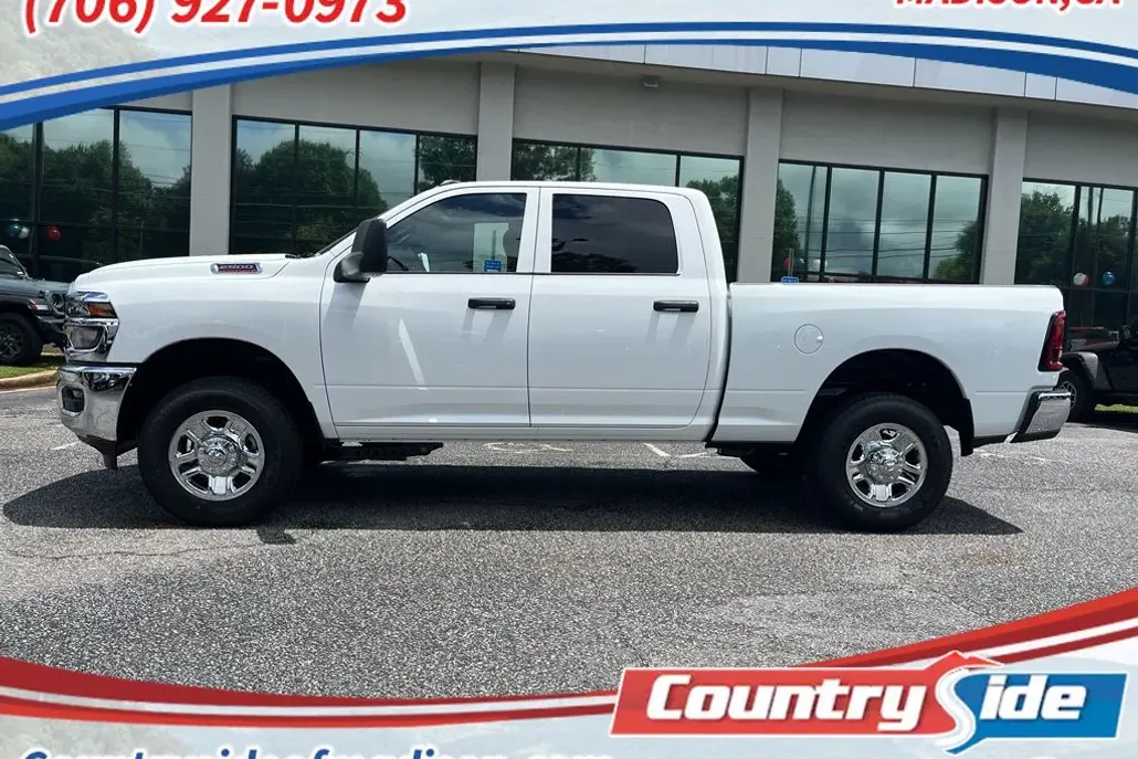 2025 Ram 2500 Tradesman photo 1
