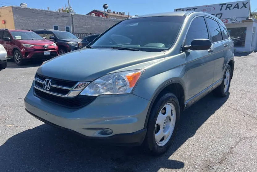 2011 Honda CR-V LX photo 1