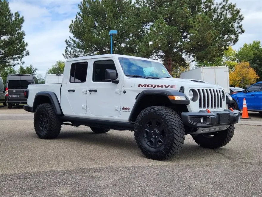 2023 Jeep Gladiator Mojave photo 1
