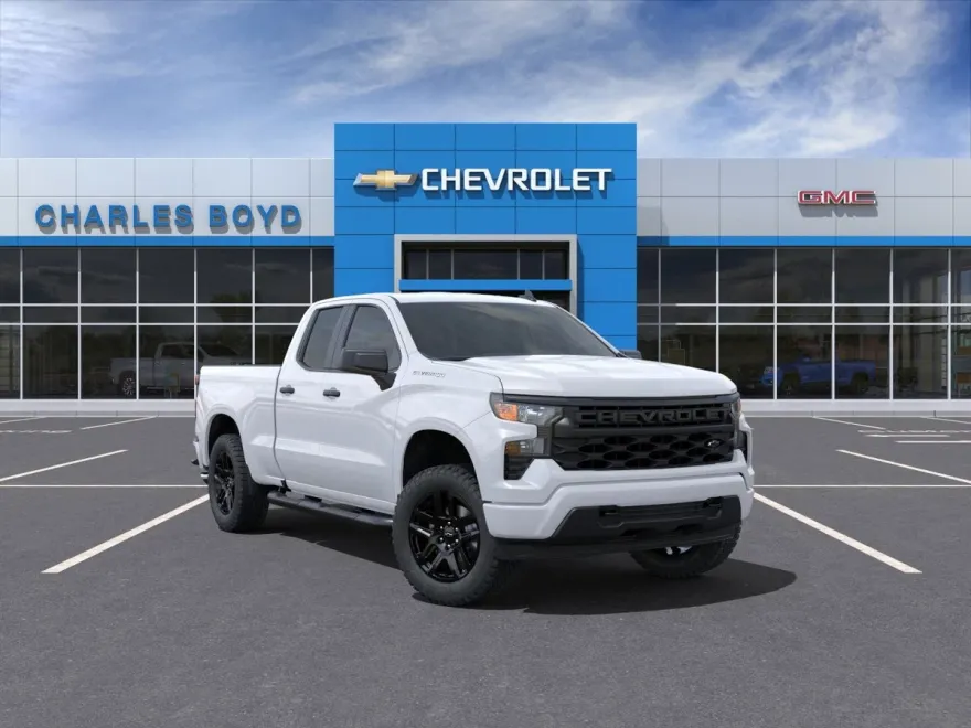 2025 Chevrolet Silverado 1500 Custom photo 1