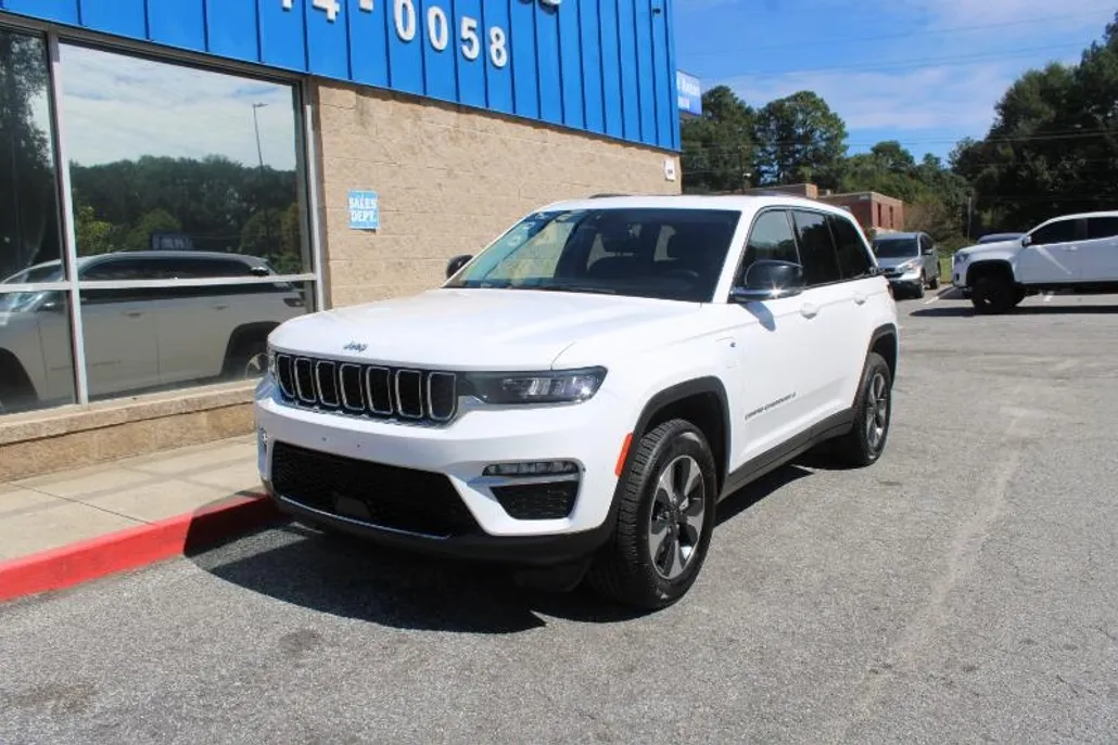 2023 Jeep Cherokee 4xe photo 1