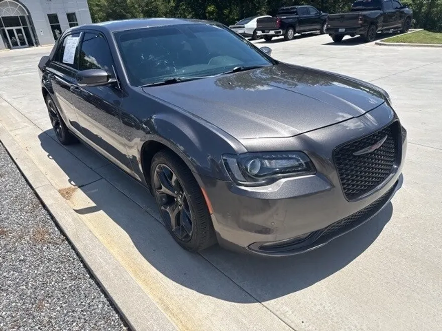 2021 Chrysler 300 S photo 1