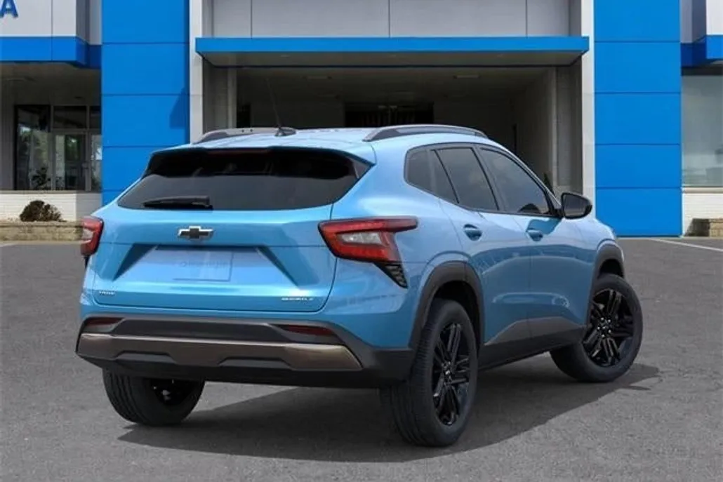 2025 Chevrolet Trax ACTIV photo 1