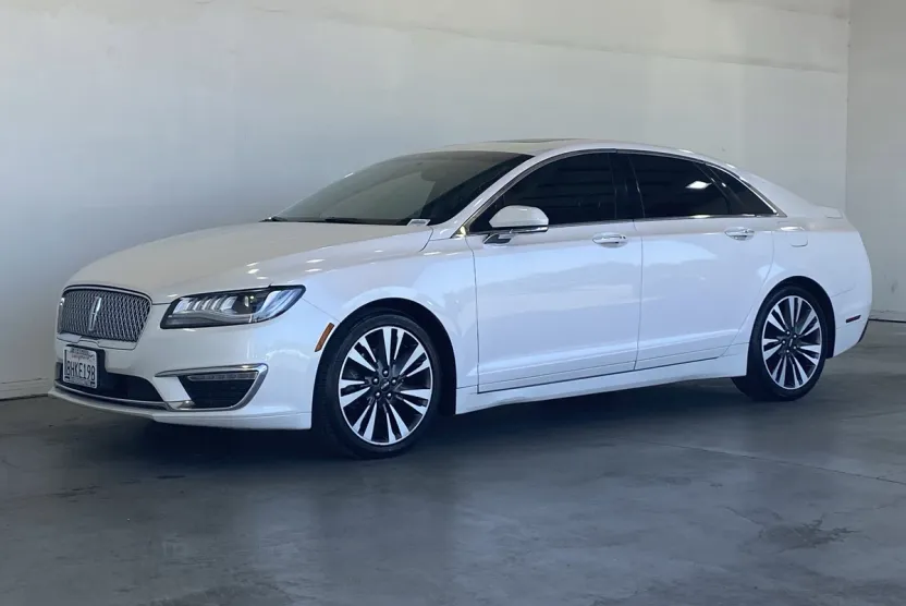 2018 Lincoln MKZ Hybrid Reserve photo 1